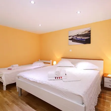 Luxury House With Pool Semesterbostad Trogir