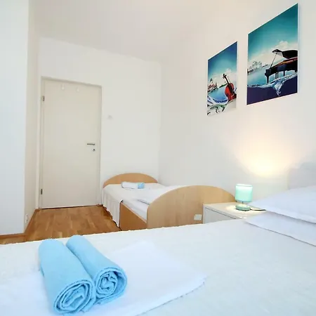 Luxury House With Pool Hébergement de vacances Trogir