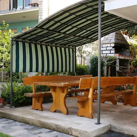 Nyaraló Luxury House With Pool Trogir