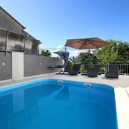 Hébergement de vacances Luxury House With Pool Trogir