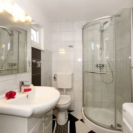 Luxury House With Pool Vikendica Trogir