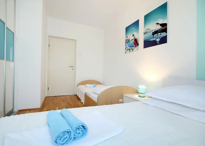 Luxury House With Pool Hébergement de vacances Trogir